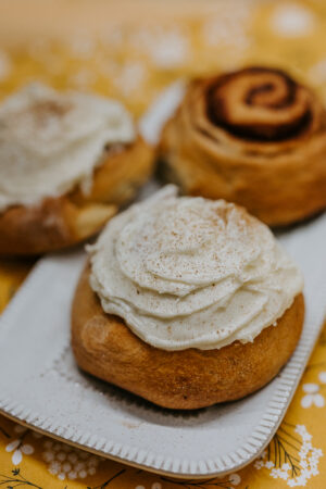 Cinnamon Roll w/ Cream Cheese Frosting