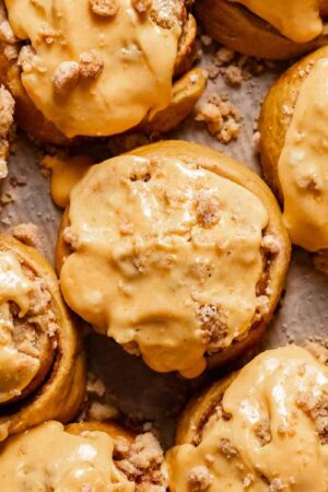 Pumpkin Cinnamon Roll